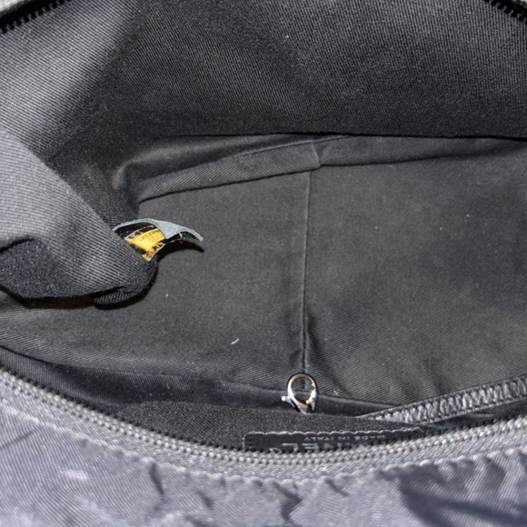 Excellent Chanel Paris New York Tote - Picture 6 of 15